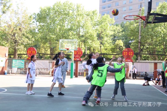 中学篮球战术训练方法有哪些_1